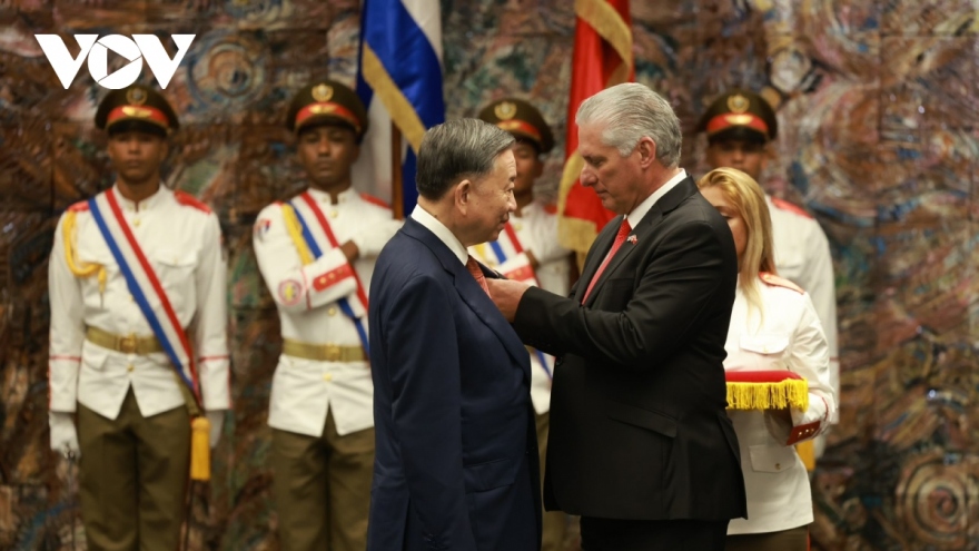 Vietnamese leader To Lam honoured with Cuba’s Jose Marti Order